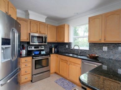 Charming Four Bedroom Bradenton Pool Home Charming Four Bedroom Bradenton Pool Home